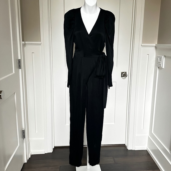 ALC Chic & Sexy Black Jumpsuit with Puff Pleat Shoulders Sz 4 NWT $695!!